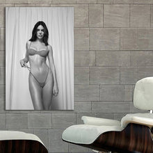 Load image into Gallery viewer, #004BW Kendall Jenner