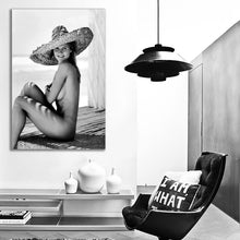 Load image into Gallery viewer, #005 Heidi Klum