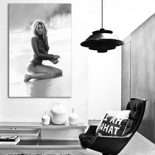 Load image into Gallery viewer, #005BW Gigi Hadid