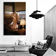 Load image into Gallery viewer, #006 Gigi Hadid