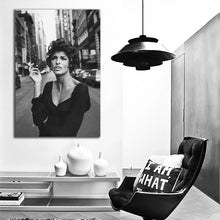 Load image into Gallery viewer, #007 Linda Evangelista