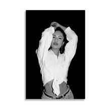 Load image into Gallery viewer, #010BW Selena Quintanilla
