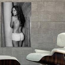 Load image into Gallery viewer, #011BW Jennifer Lopez