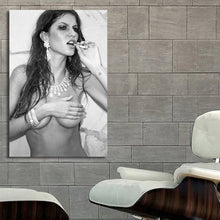 Load image into Gallery viewer, #014BW Gisele Bundchen