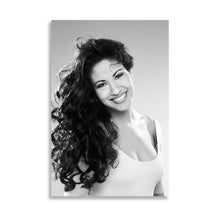 Load image into Gallery viewer, #014BW Selena Quintanilla