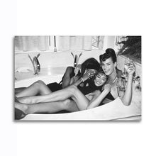Load image into Gallery viewer, #017BW Naomi Campbell x Christy Turlington x Linda Evangelista