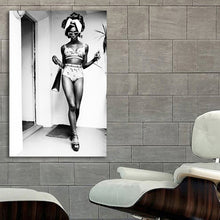 Load image into Gallery viewer, #018 Naomi Campbell