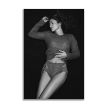 Load image into Gallery viewer, #019BW Jennifer Lopez