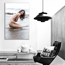 Load image into Gallery viewer, #047 Kendall Jenner
