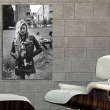 Load image into Gallery viewer, #103 Kate Moss