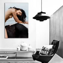 Load image into Gallery viewer, #027 Kendall Jenner