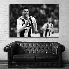 Load image into Gallery viewer, #002BW Cristiano Ronaldo