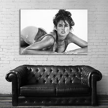 Load image into Gallery viewer, #030 Cindy Crawford