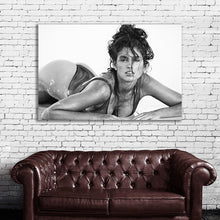 Load image into Gallery viewer, #030 Cindy Crawford
