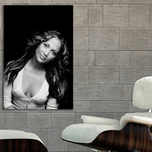 Load image into Gallery viewer, #033BW Jennifer Lopez