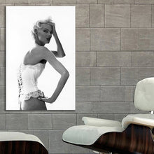 Load image into Gallery viewer, #009 Linda Evangelista