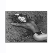 Load image into Gallery viewer, #701 Cindy Crawford
