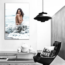 Load image into Gallery viewer, #039 Kendall Jenner
