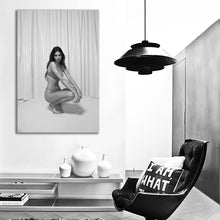 Load image into Gallery viewer, #006BW Kendall Jenner