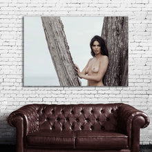 Load image into Gallery viewer, #013 Kendall Jenner