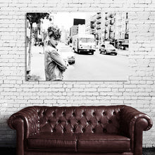 Load image into Gallery viewer, #041 Rihanna