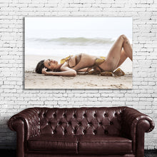 Load image into Gallery viewer, #085 Kendall Jenner