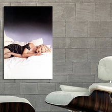 Load image into Gallery viewer, #039 Madonna