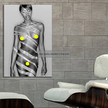 Load image into Gallery viewer, #031BW Naomi Campbell