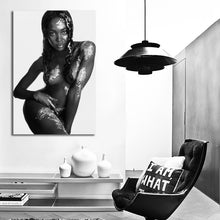 Load image into Gallery viewer, #055BW Naomi Campbell