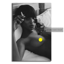 Load image into Gallery viewer, #002BW Naomi Campbell