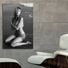 Load image into Gallery viewer, #006BW Claudia Schiffer