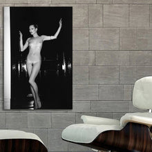 Load image into Gallery viewer, #118BW Kate Moss