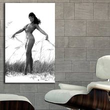 Load image into Gallery viewer, #017BW Bettie Page