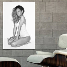 Load image into Gallery viewer, #024BW Rihanna