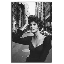 Load image into Gallery viewer, #006 Linda Evangelista