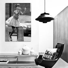 Load image into Gallery viewer, #037BW Rihanna