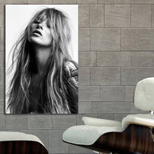 Load image into Gallery viewer, #024 Kate Moss