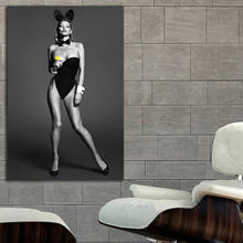 Load image into Gallery viewer, #053 Kate Moss