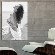 Load image into Gallery viewer, #018 Cindy Crawford