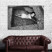 Load image into Gallery viewer, #075BW Kendall Jenner