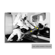 Load image into Gallery viewer, #043BW Naomi Campbell