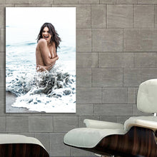 Load image into Gallery viewer, #039 Kendall Jenner