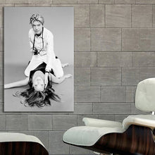 Load image into Gallery viewer, #122BW Kate Moss x David Bowie