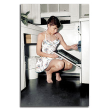 Load image into Gallery viewer, #011 Audrey Hepburn