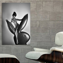 Load image into Gallery viewer, #039BW Naomi Campbell