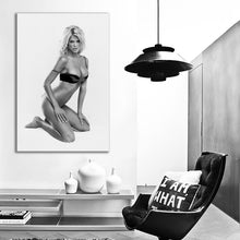 Load image into Gallery viewer, #010BW Victoria Silvstedt