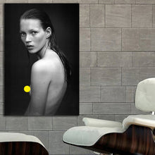 Load image into Gallery viewer, #059BW Kate Moss