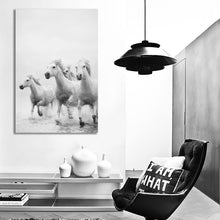Load image into Gallery viewer, #039BW Horse