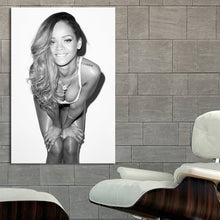 Load image into Gallery viewer, #022BW Rihanna
