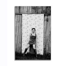 Load image into Gallery viewer, #098 Kate Moss